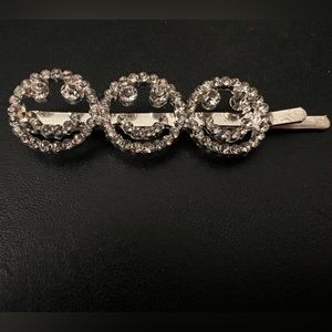 COPY - Rhinestone 3 Smiley Faces Hair clip 😊